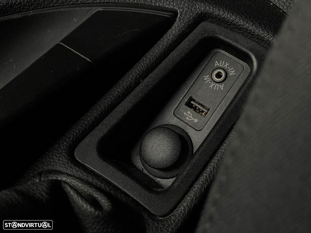 BMW 116 d Line Urban - 22