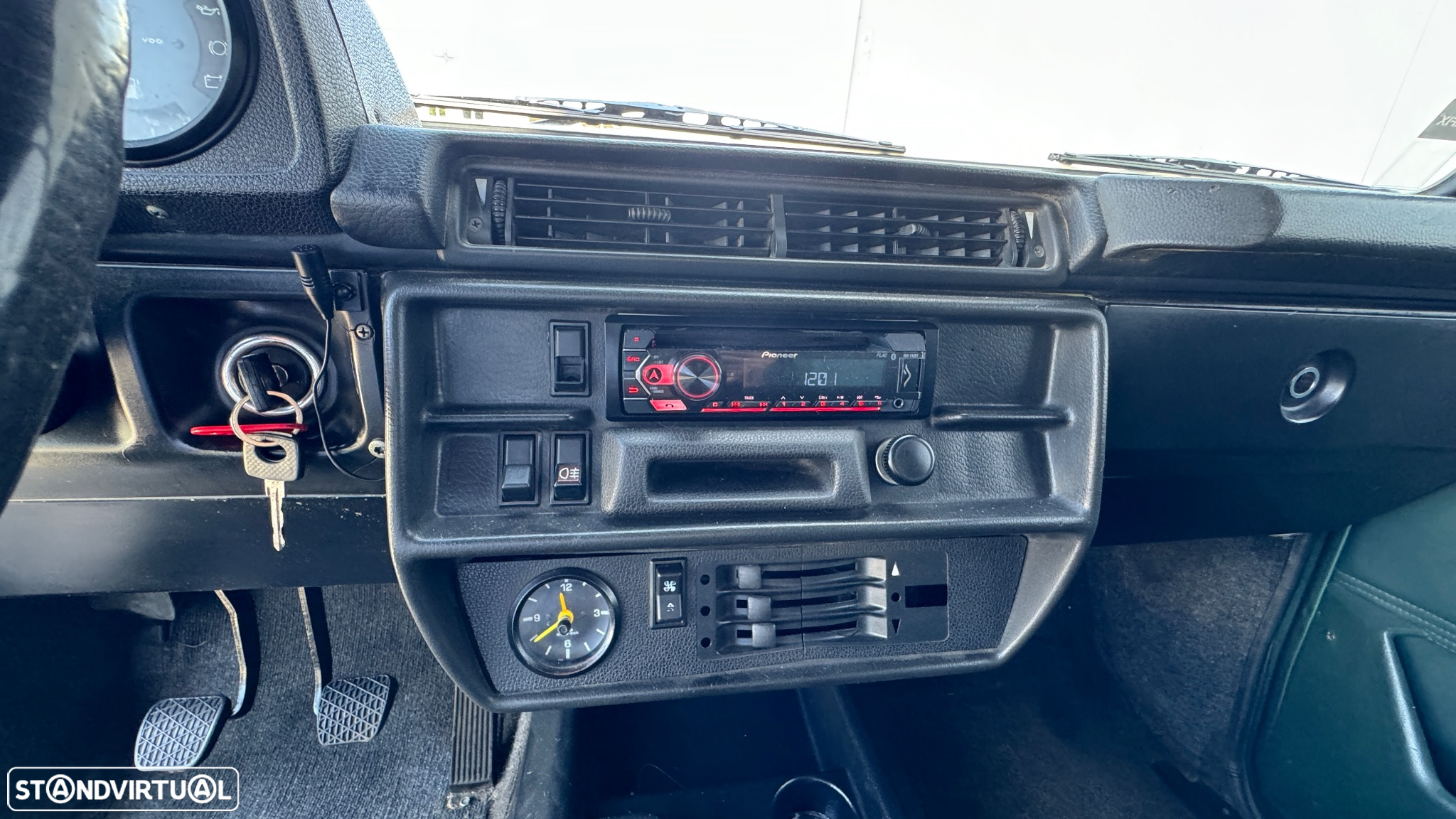 Mercedes-Benz G 230 - 21