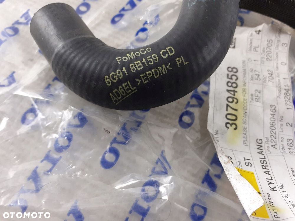 Volvo S80 XC70 XC60 wlot węża nagrzewnicy 07-17rok - 3