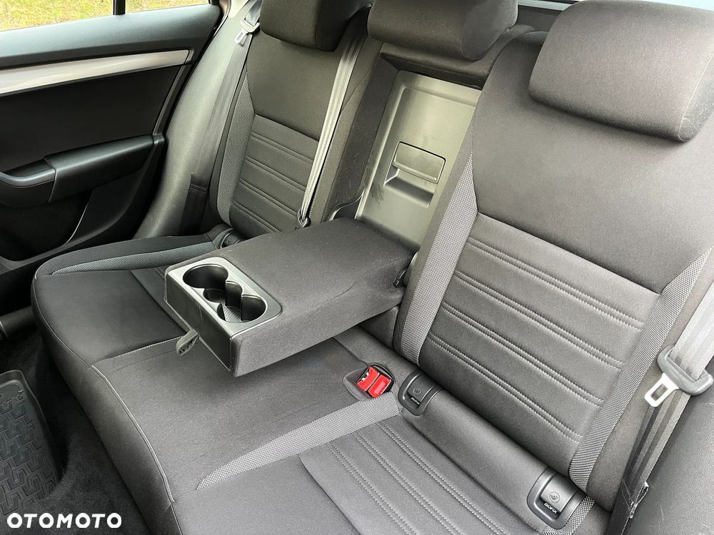 Skoda Octavia 2.0 TDI Ambition - 19