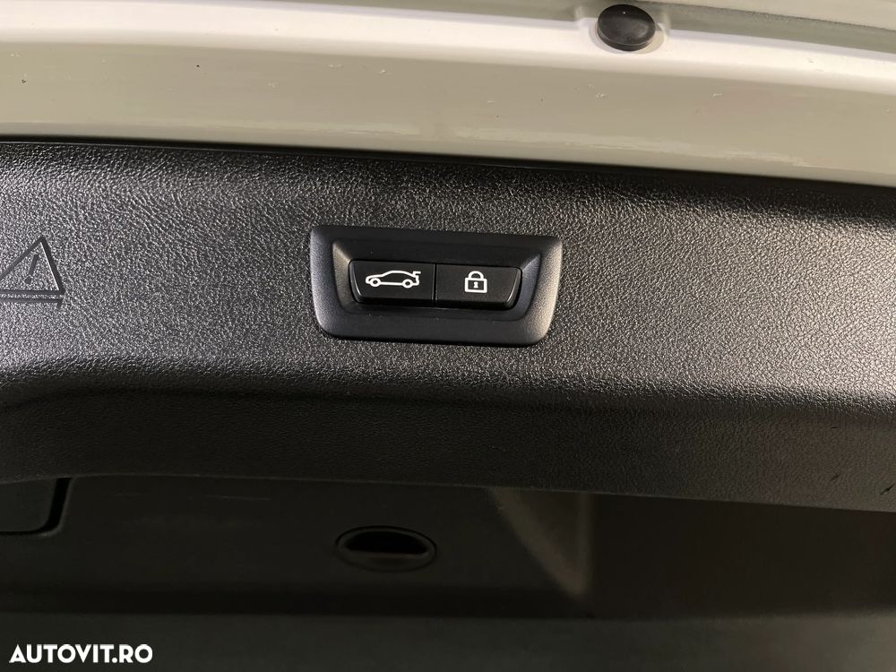 BMW Seria 5 530d xDrive Aut. M Sport Edition - 32