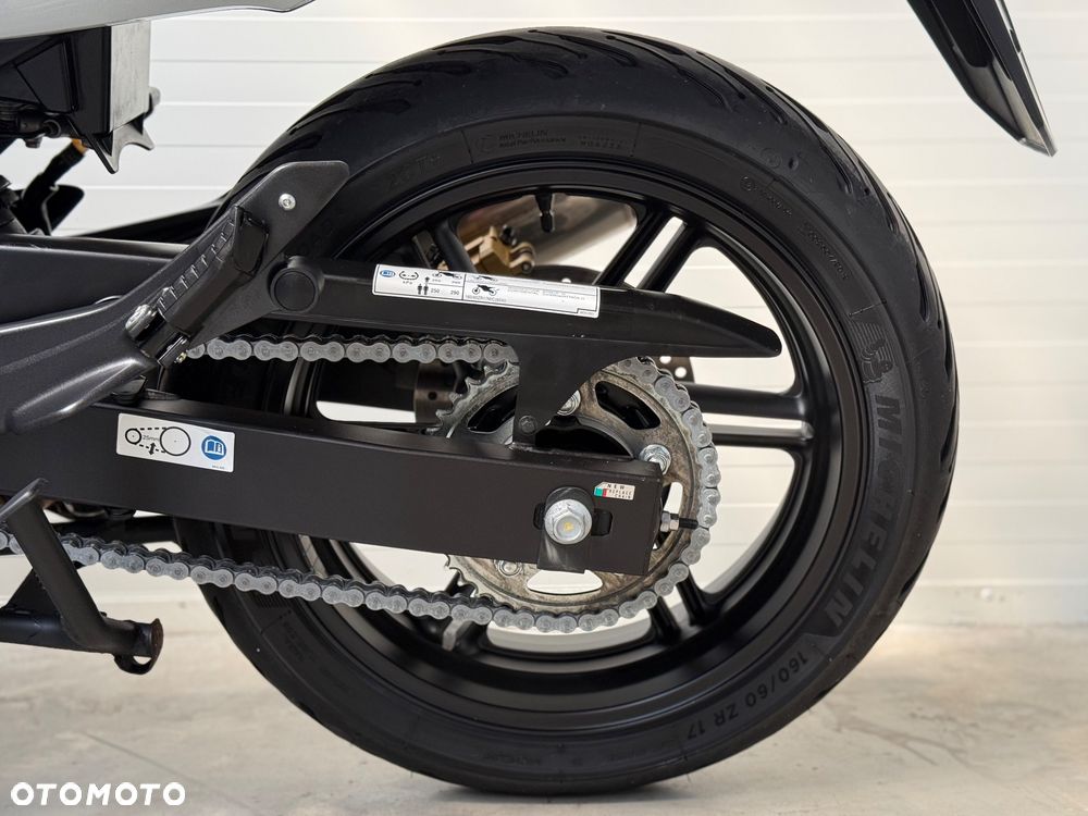 Honda CBF - 35