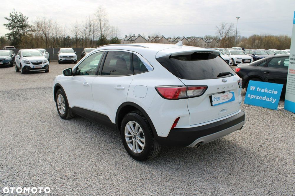 Ford Kuga - 9