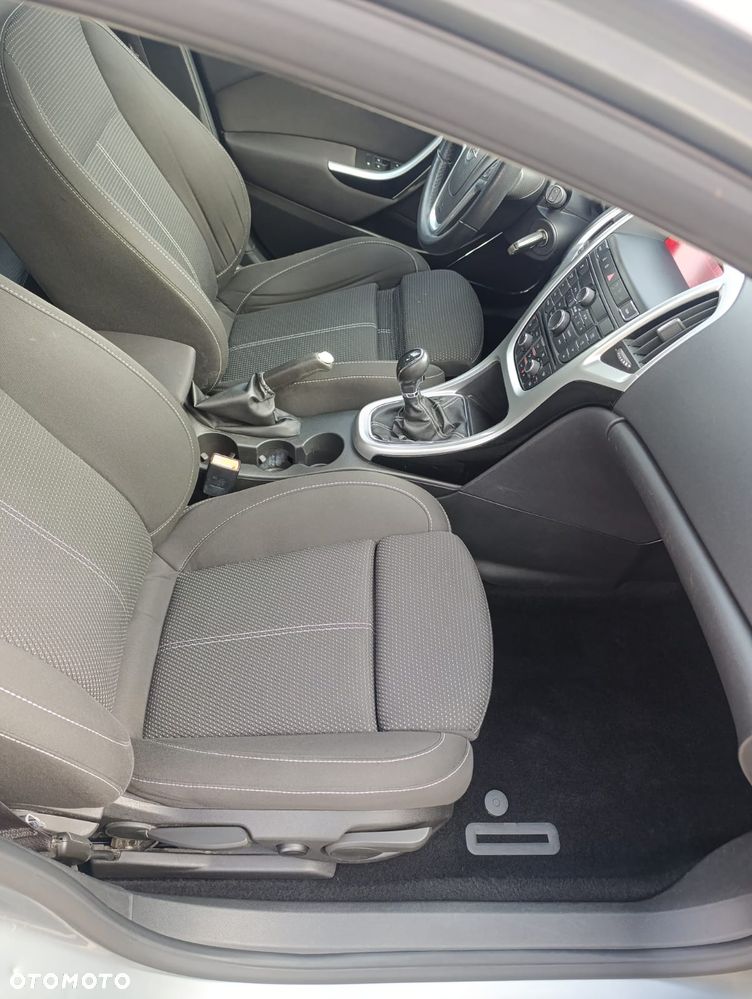 Opel Astra - 10