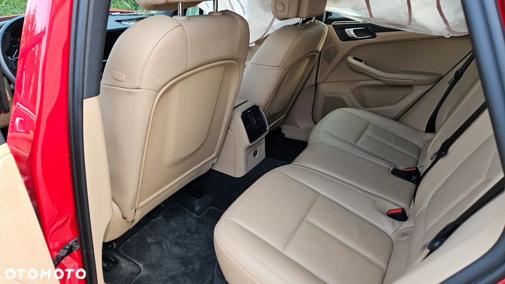 Porsche Macan T PDK - 22