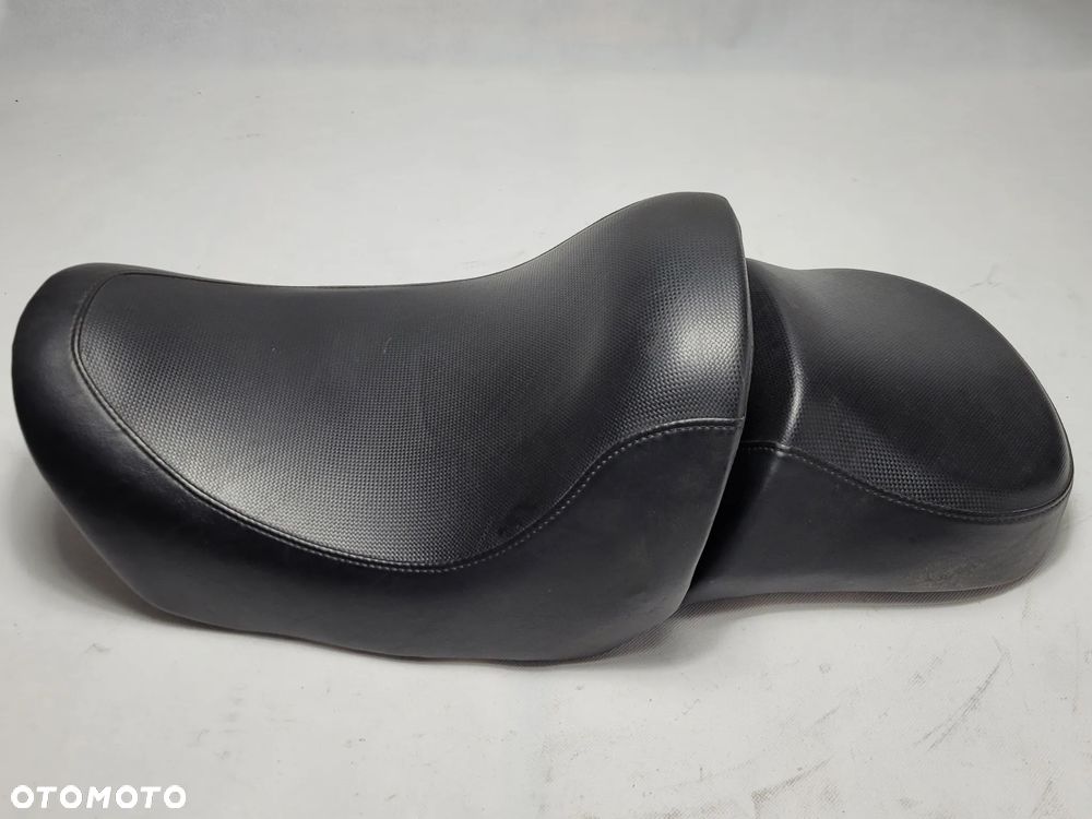 Siedzenie kanapa Harley Davidson V Rod 52393-04 - 3