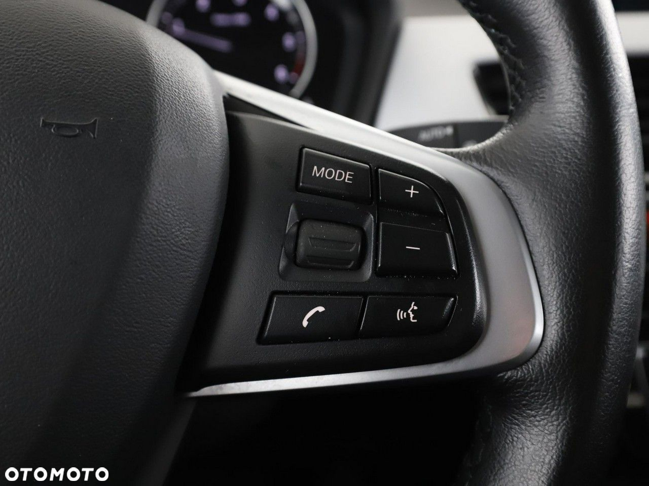 BMW X2 sDrive18d Advantage - 34