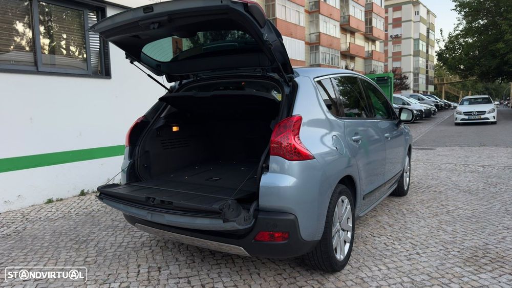 Peugeot 3008 2.0 HDi Hybrid4 99g - 7