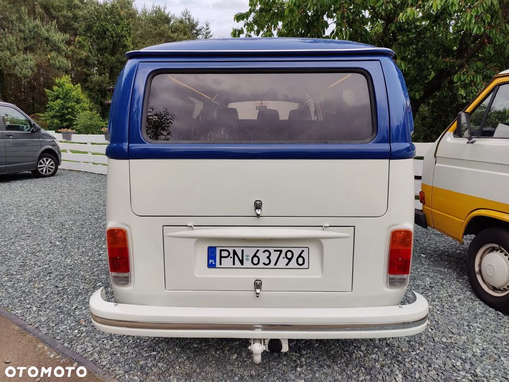 Volkswagen Transporter - 2
