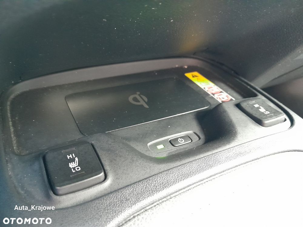 Toyota Corolla 2.0 Hybrid Style - 22