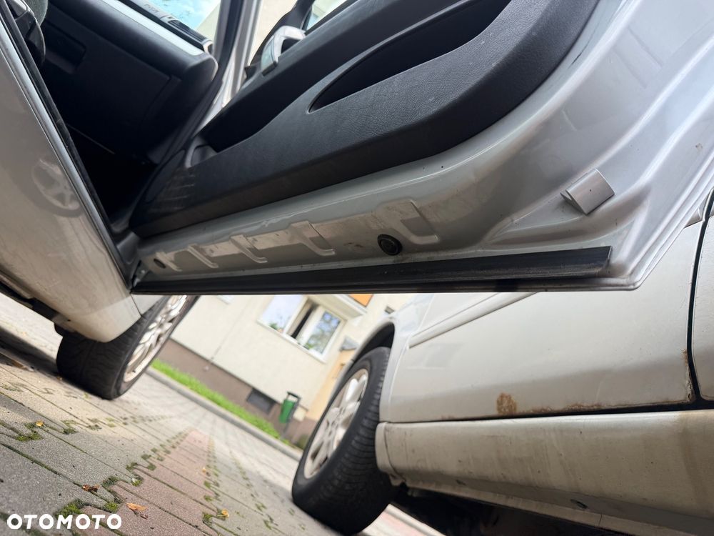 BMW Seria 3 318ti - 33