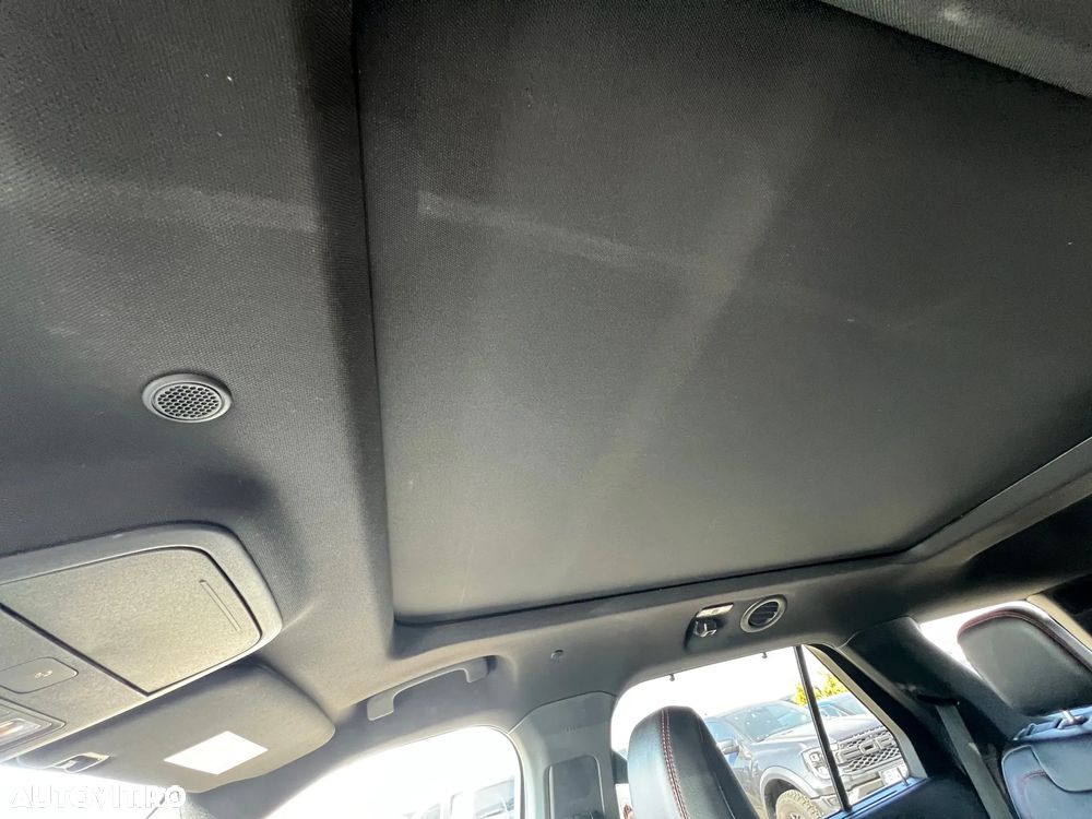 Ford Explorer 3.0 PHEV ST-Line - 27