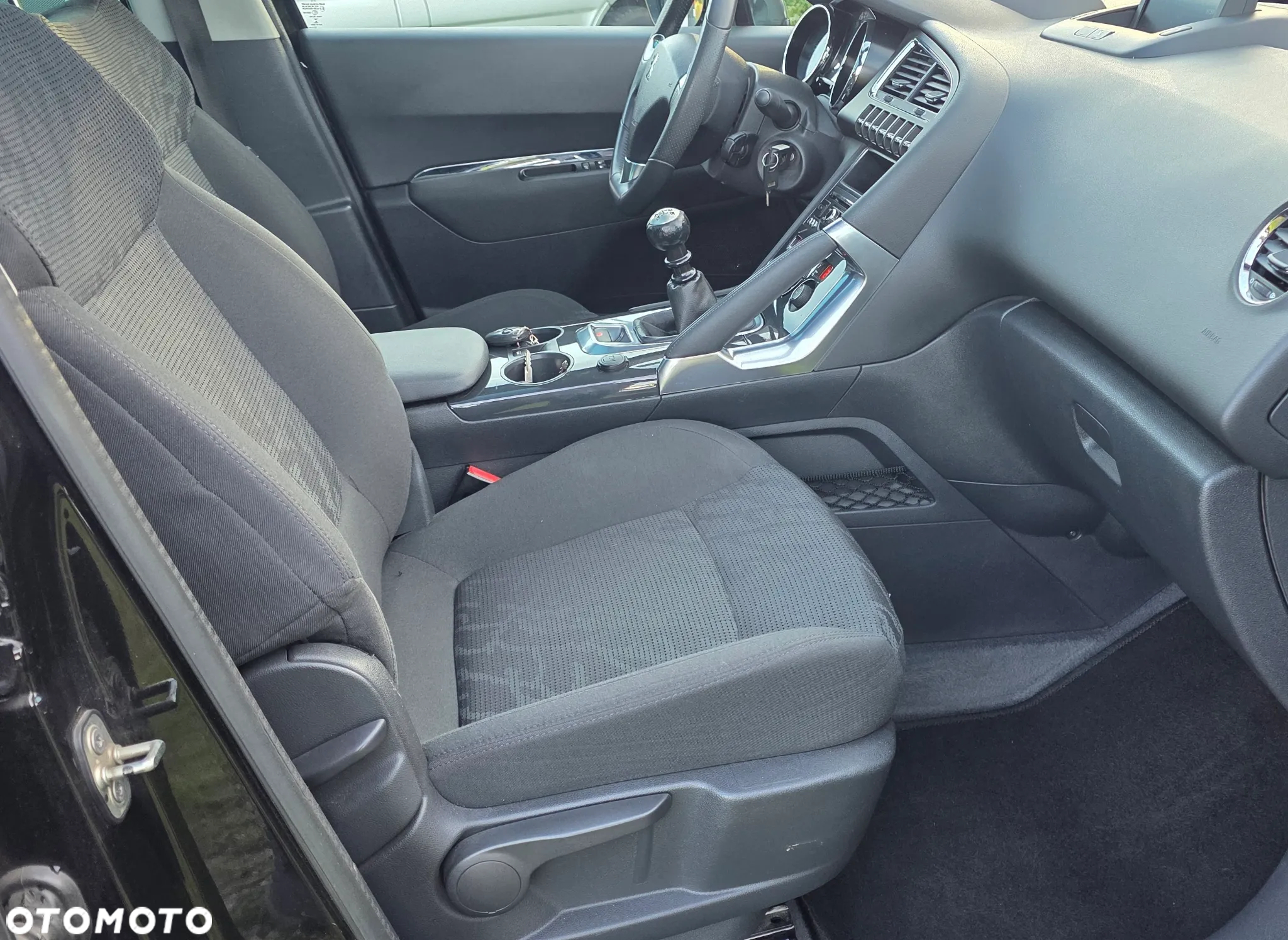 Peugeot 3008 HDi FAP 150 Platinum - 17