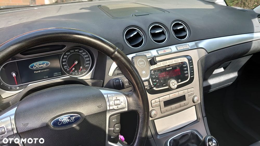 Ford S-Max 2.0 TDCi DPF Titanium - 10
