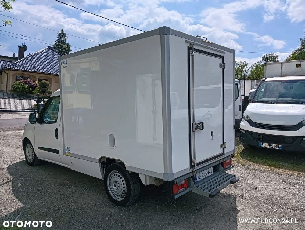 Fiat DOBLO KONTENER IZOTERMA NR 855 3 OSOBOWY!!! - 6