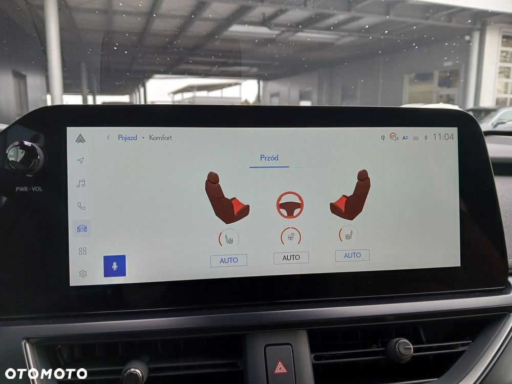 Lexus UX 300h F Sport Design - 17