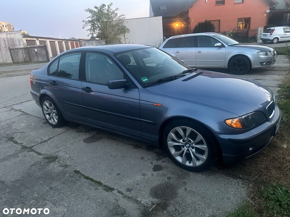 BMW Seria 3 316i - 1