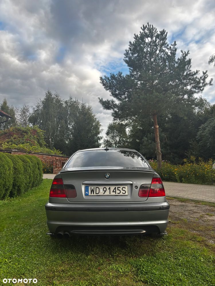 BMW 3 Series 2005 photo 4