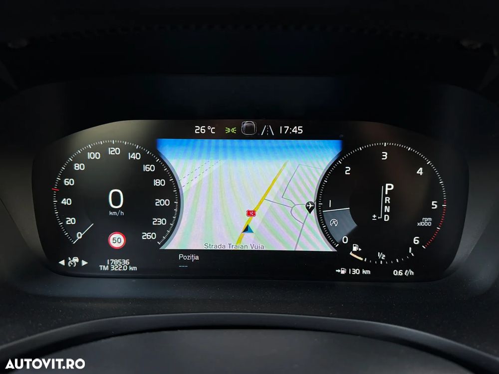 Volvo V60 D4 Momentum Pro - 41