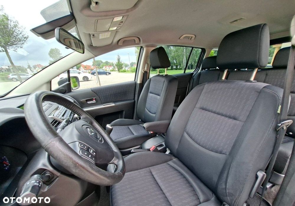 Mazda 5 - 23