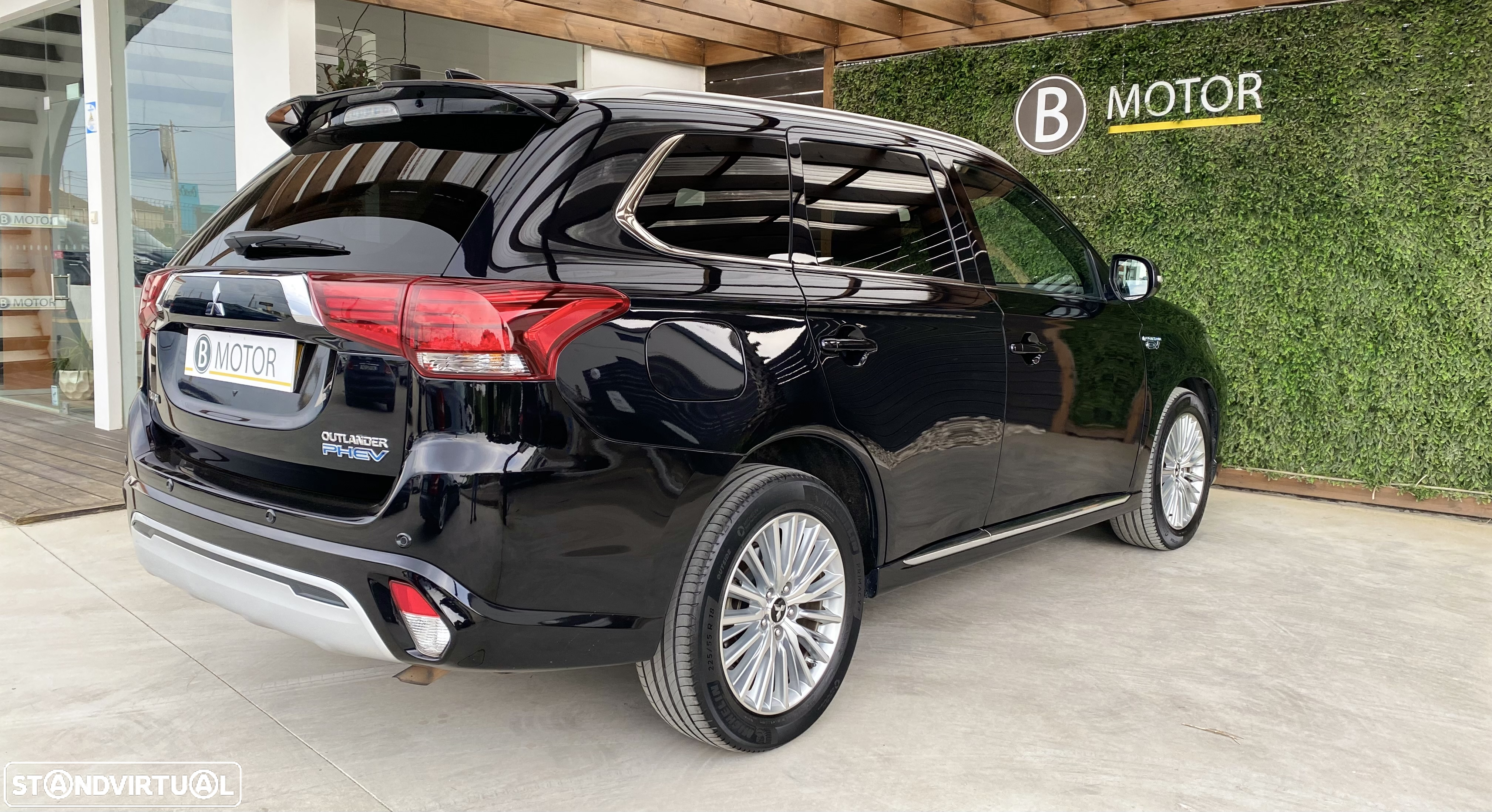 Mitsubishi Outlander 2.4 PHEV Intense - 6