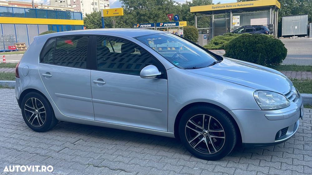 Volkswagen Golf - 3