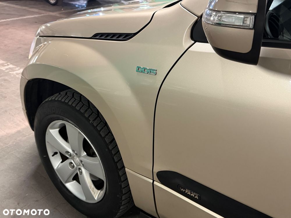 Suzuki Grand Vitara 1.9 DDiS De Luxe EU5 - 31