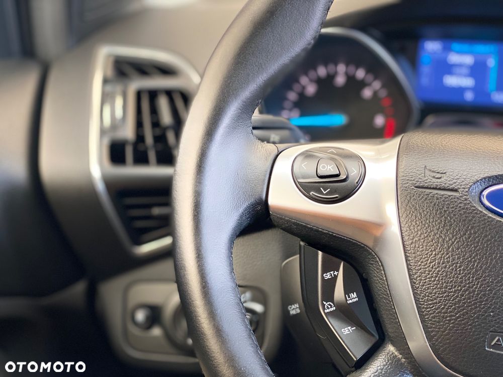 Ford Kuga 2.0 TDCi 4x4 Titanium - 26