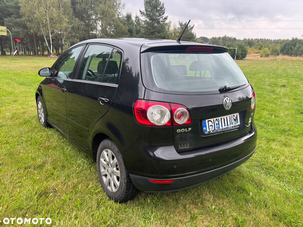 Volkswagen Golf Plus 1.9 TDI Comfortline DSG - 10