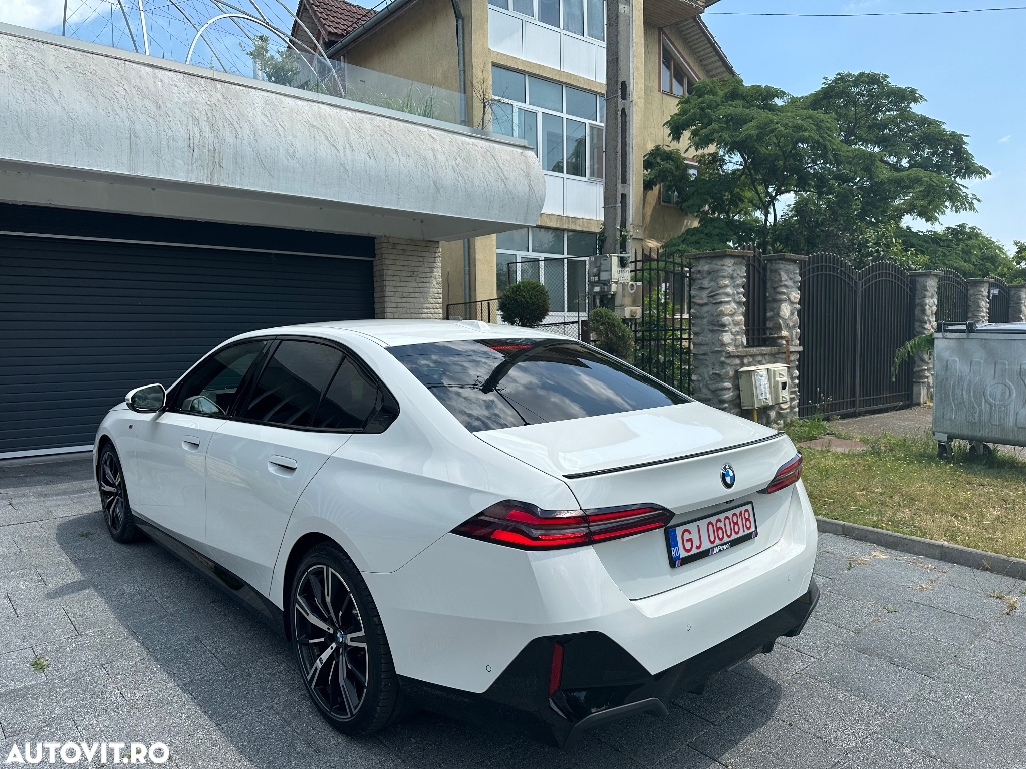 BMW Seria 5 520d AT MHEV - 6