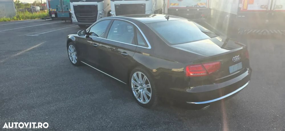 Audi A8 - 3