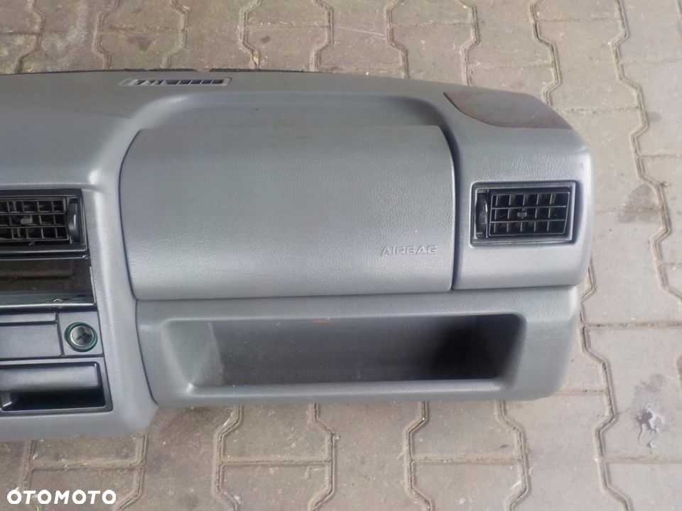VW T4 MULTIVAN DESKA KOKPIT MIĘKKA ŁADNA AIRBAG - 3