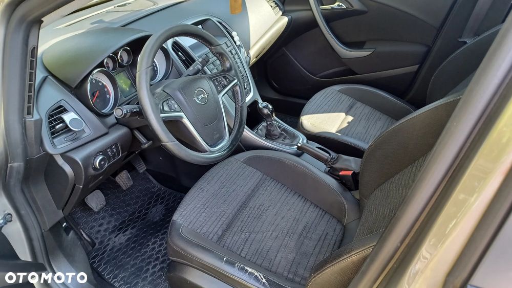 Opel Astra - 9