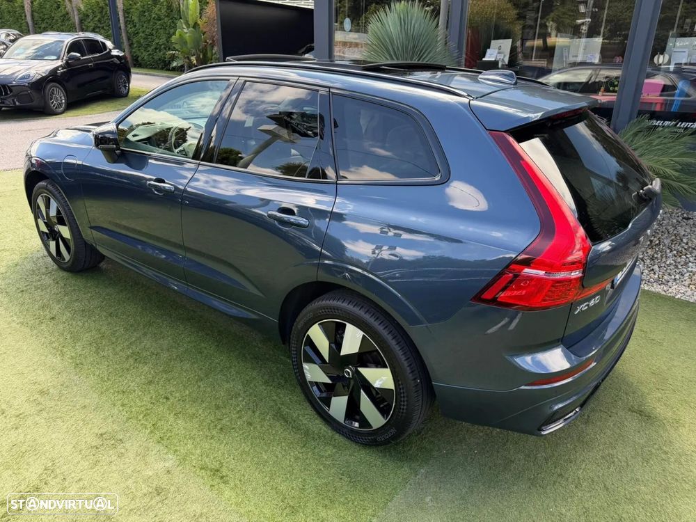 Volvo XC 60 2.0 T6 PHEV Ultimate Dark AWD - 18