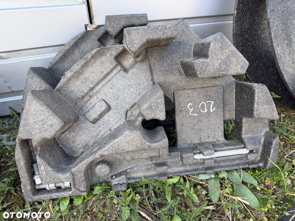 MERCEDES c 203 clk 209 styropian wkład koła zapasowego narzędzi lewarka - 2