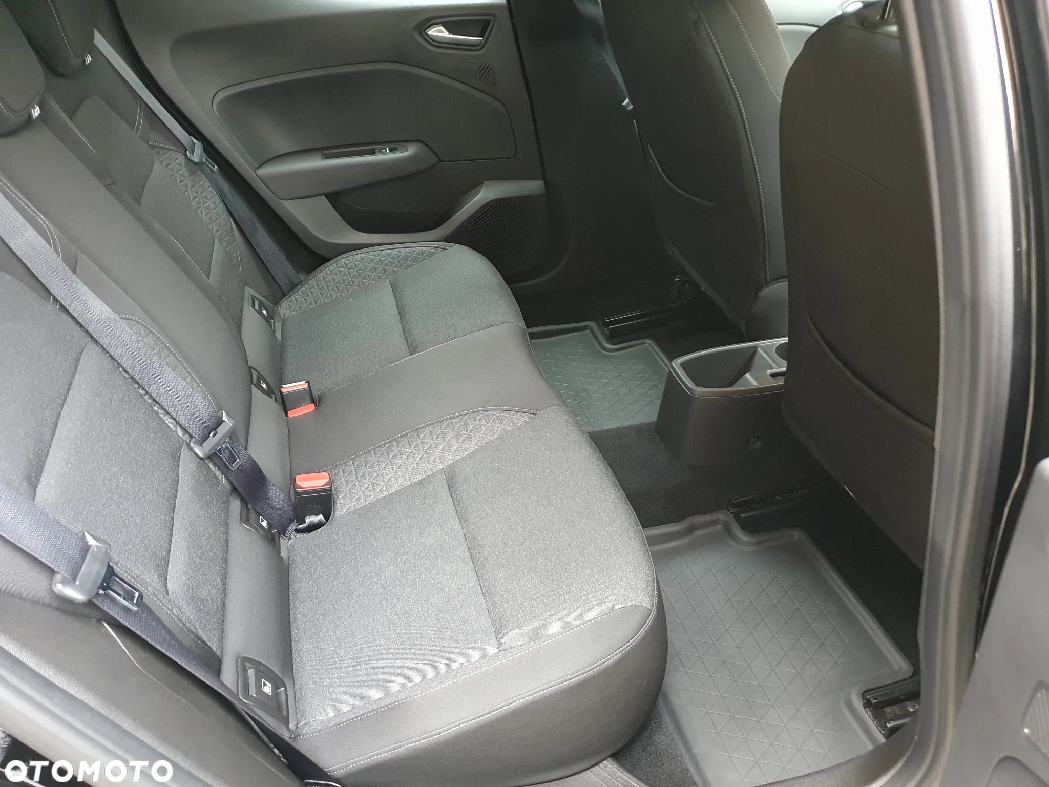 Renault Clio - 27