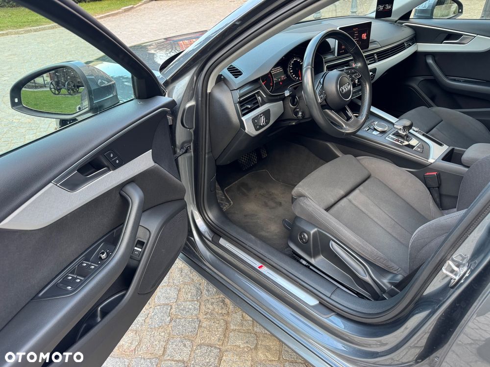 Audi A4 Avant 2.0 TDI S tronic - 26