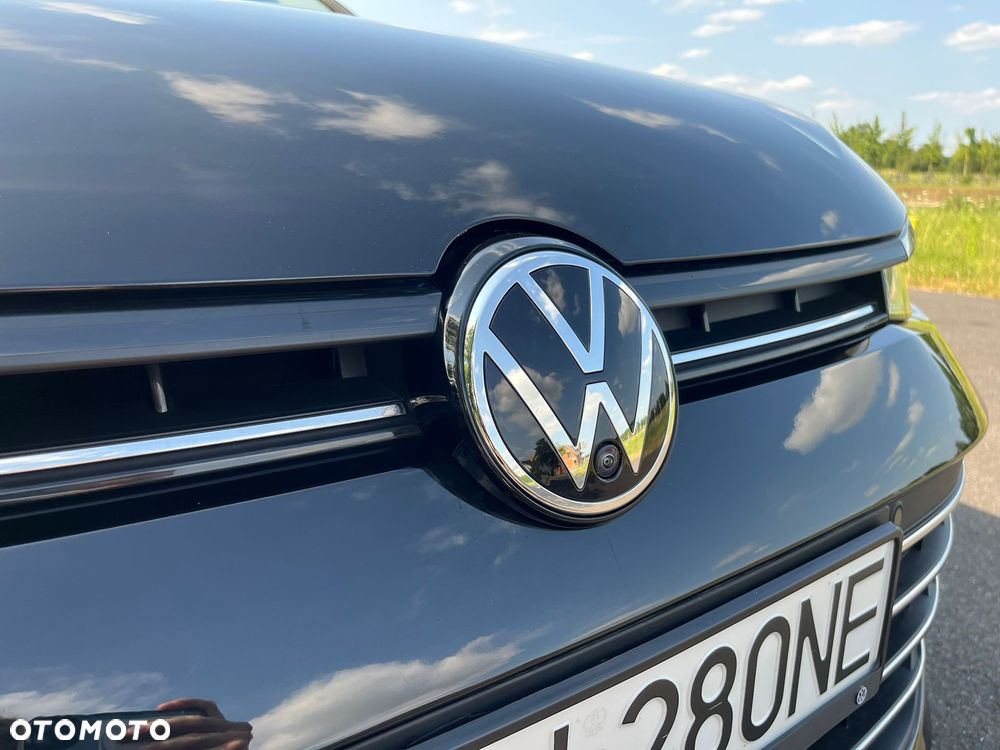 Volkswagen Passat 2.0 TDI SCR DSG Business - 17