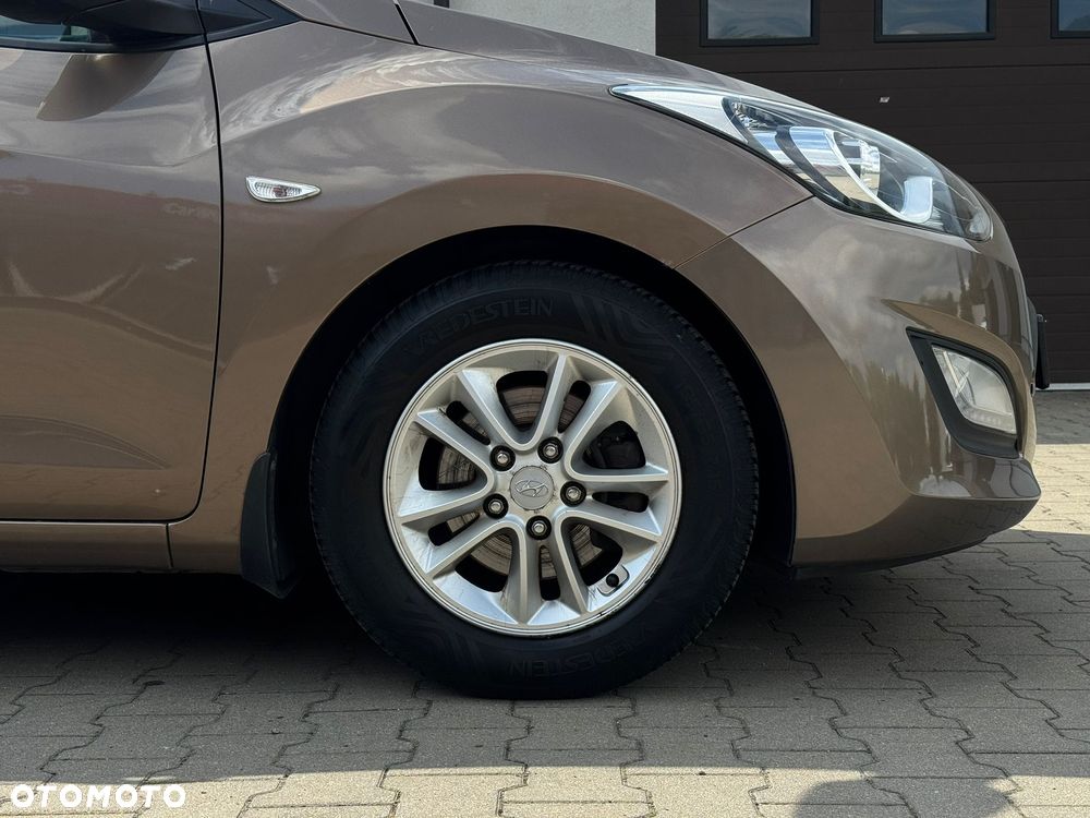 Hyundai i30 1.4 Premium - 8