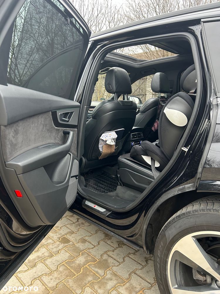 Audi Q7 - 9