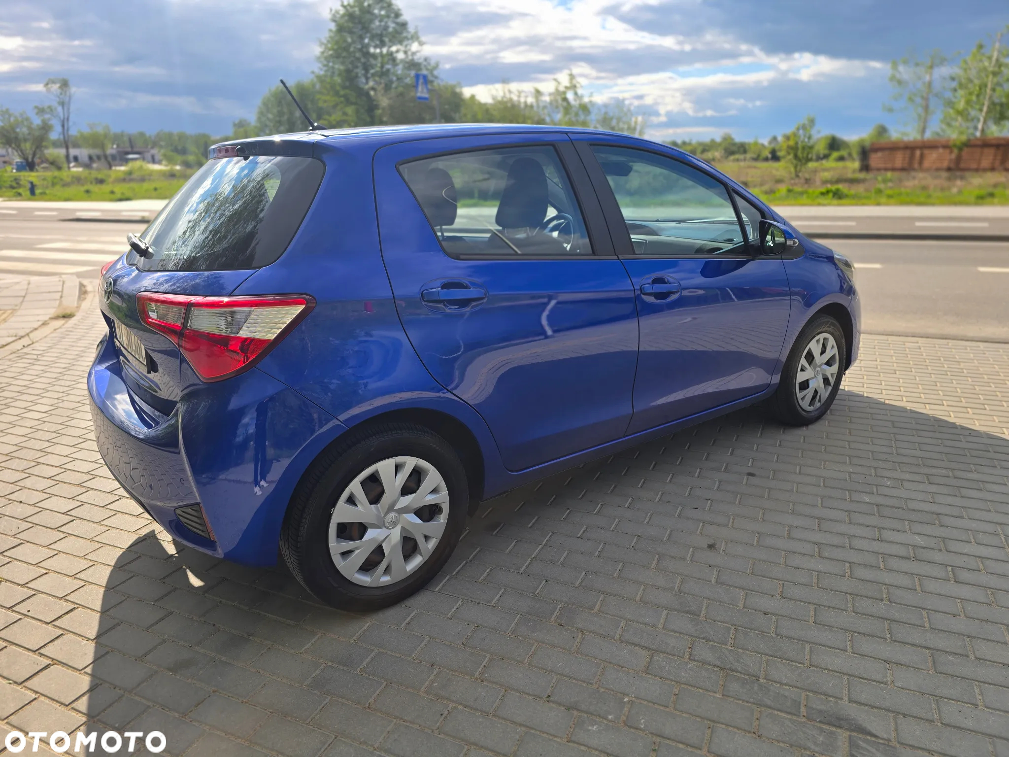 Toyota Yaris 1.5 Premium - 9