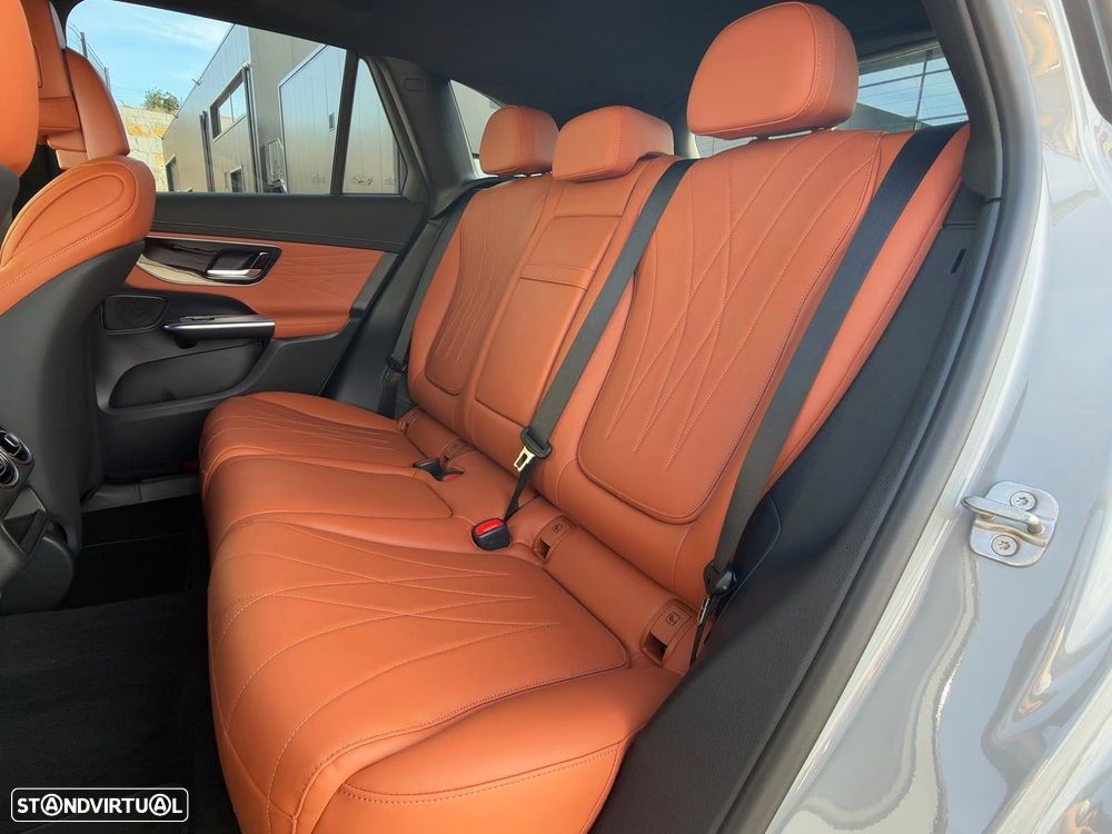 Mercedes-Benz GLC 300 - 17