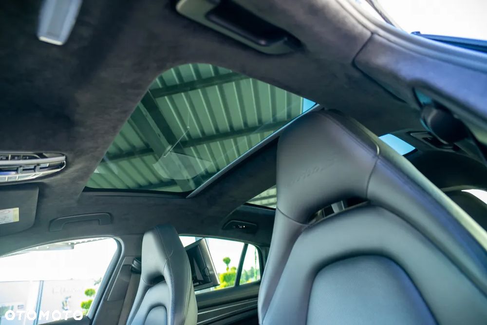 Porsche Panamera Turbo S E-Hybrid - 33