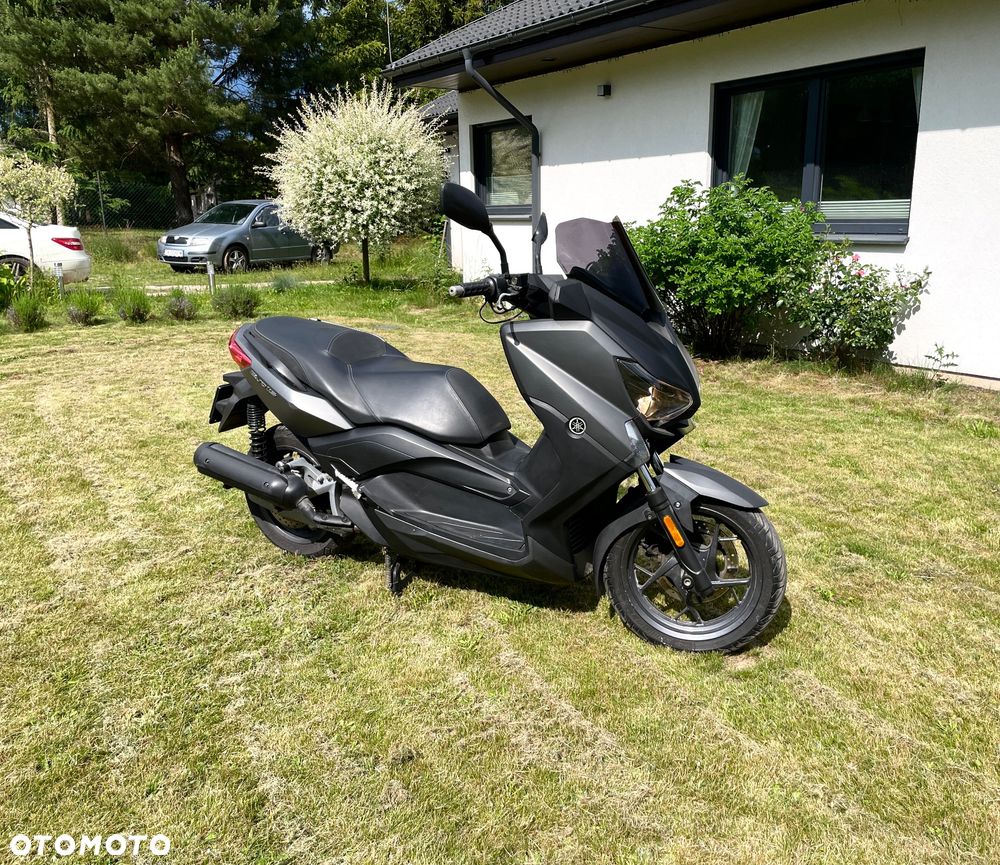 Yamaha X-max - 1