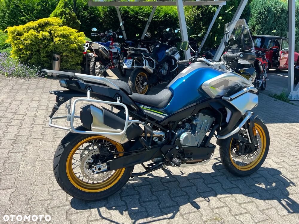 CFMoto 800MT Touring - 7