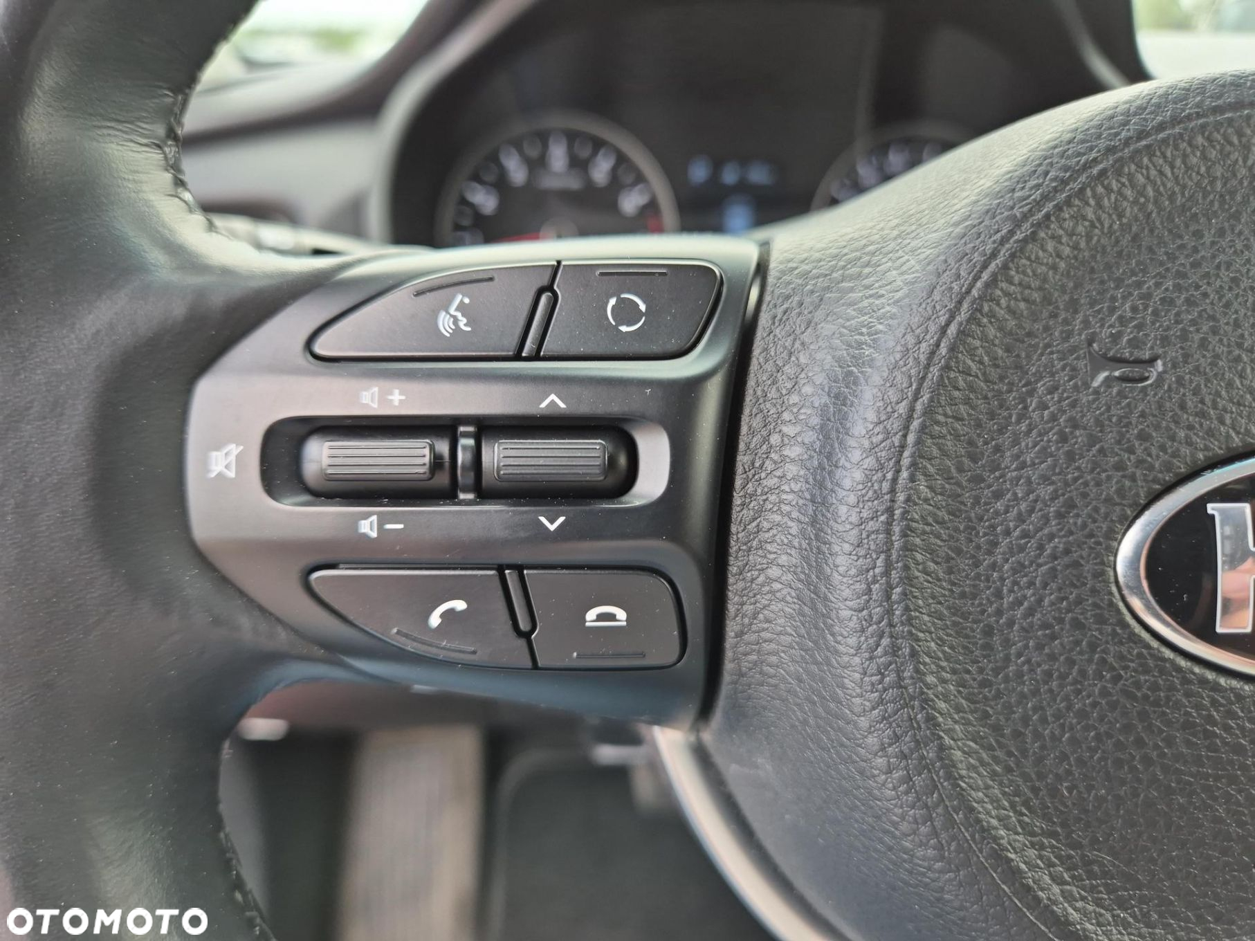 Kia Rio 1.4 XL - 26
