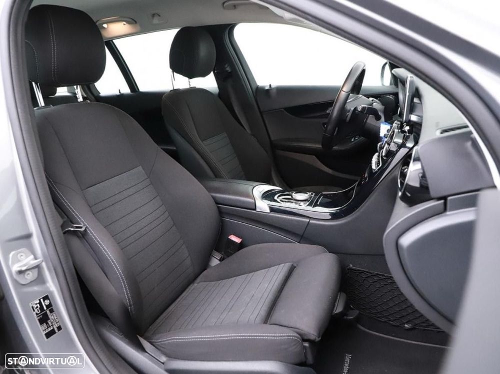 Mercedes-Benz C 350 - 9