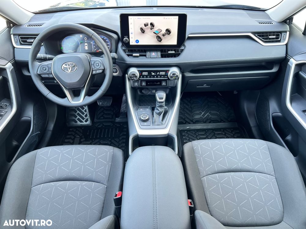 Toyota RAV4 - 13
