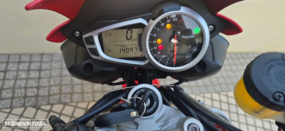 Triumph Speed Triple - 3