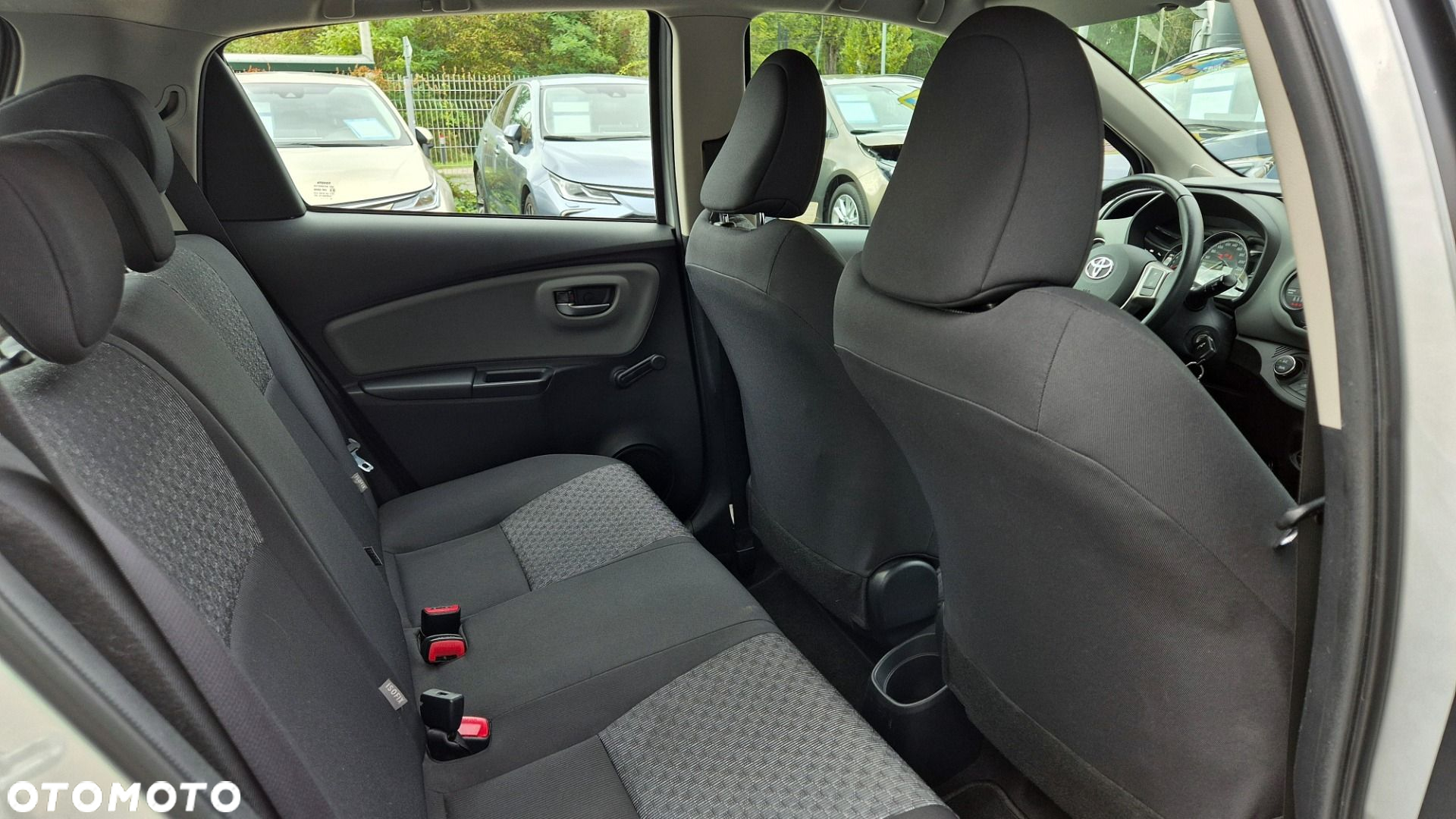 Toyota Yaris - 7